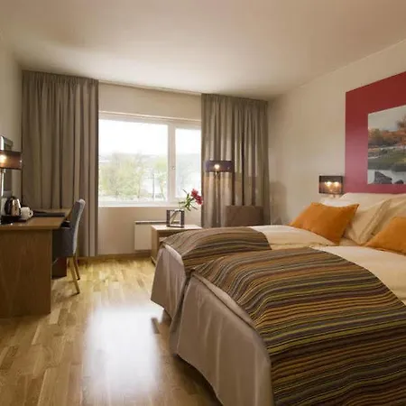 Scandic 4*