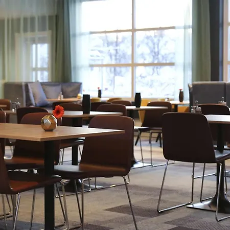 ホテル スカンディック キルケネス