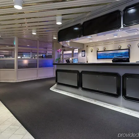 ホテル スカンディック 4*