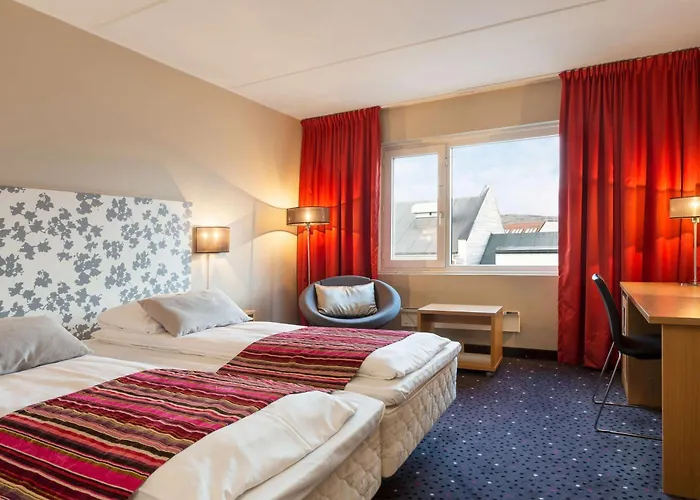 希尔科内斯斯堪迪克酒店