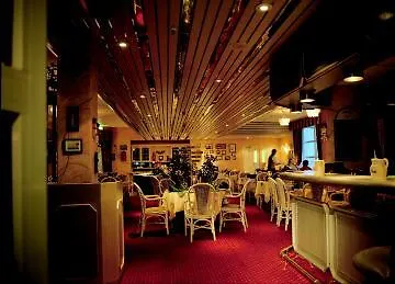 希尔科内斯斯堪迪克酒店 酒店 希尔科内斯